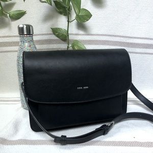 Pixie Mood Crossbody purse ~discontinued